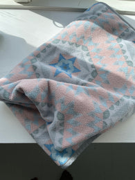 Elodie Details fleece tæppe til baby