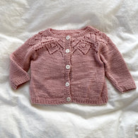 Håndstrikket rosa cardigan, babyuld str. 6-9 mdr